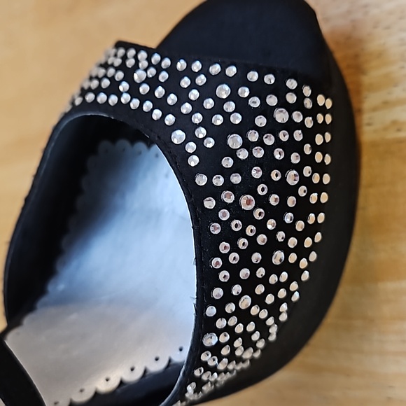 Shoedazzle black pumps size 7.5 - Picture 7 of 9